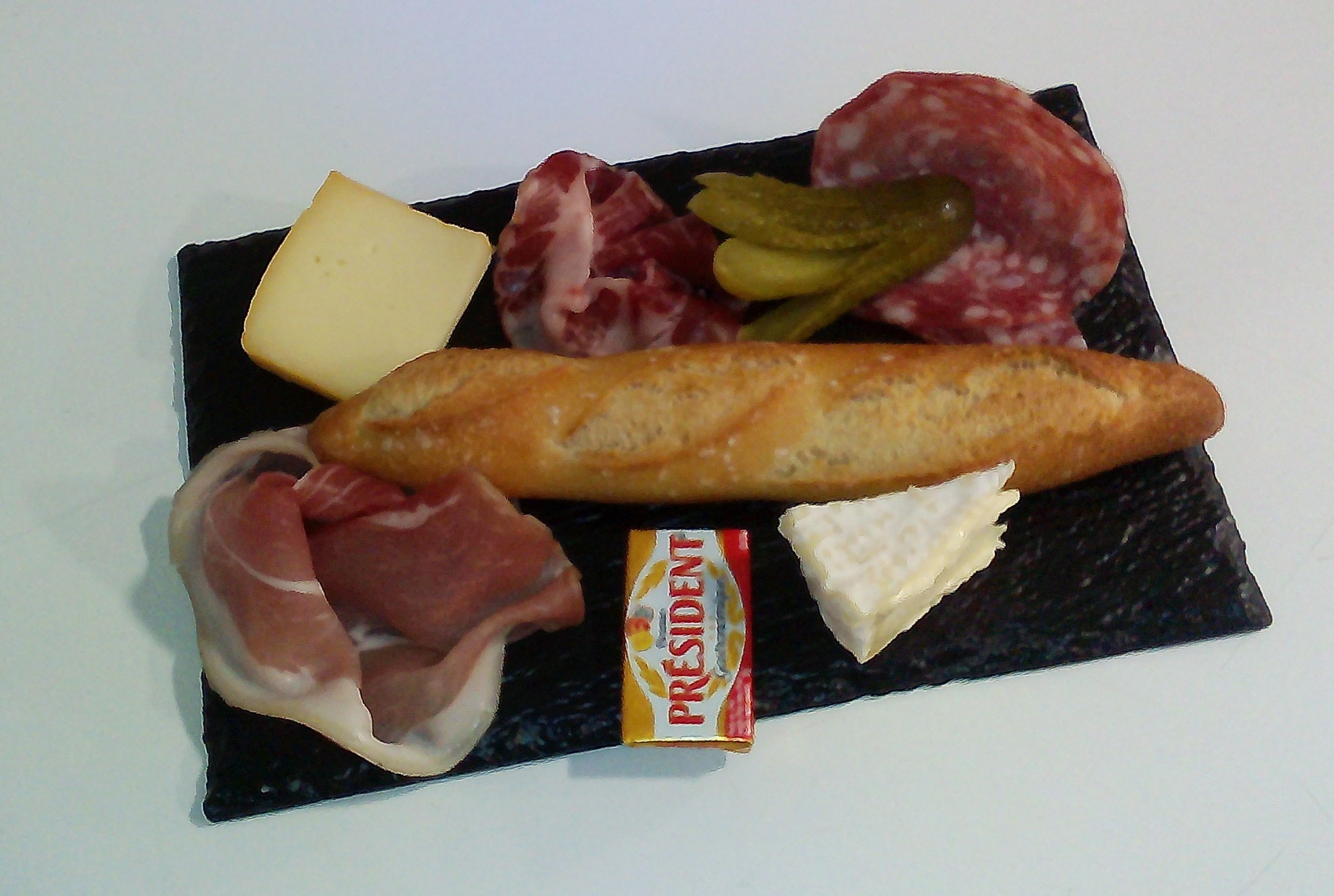 Plateau crudités fromages charcuteries - 11.50€ la part - Planches apéro -  Dives-sur-Mer - Boutique de Coeur d'artichaut